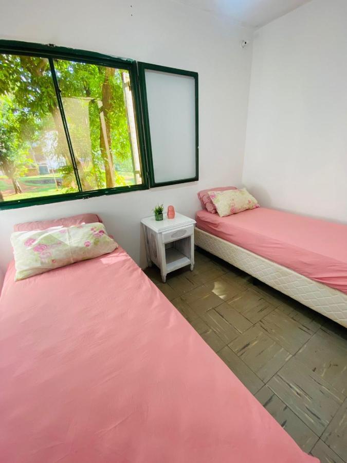House G&S, Depto Con 3 Dormitorios Para 7 Personas Pleno Centro De La Ciudad Puerto Iguazú Esterno foto